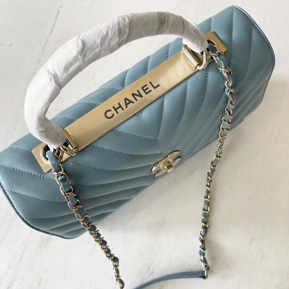 Chanel blue trendy medium top handle lambskin - Picture 3 of 7